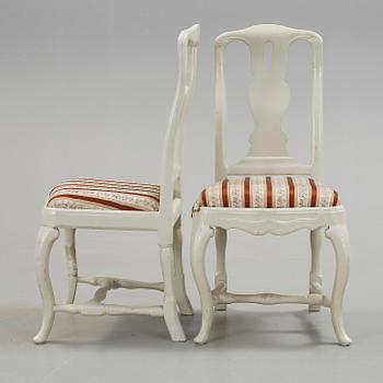 STOLAR, ett par, senbarock, 1700-tal.