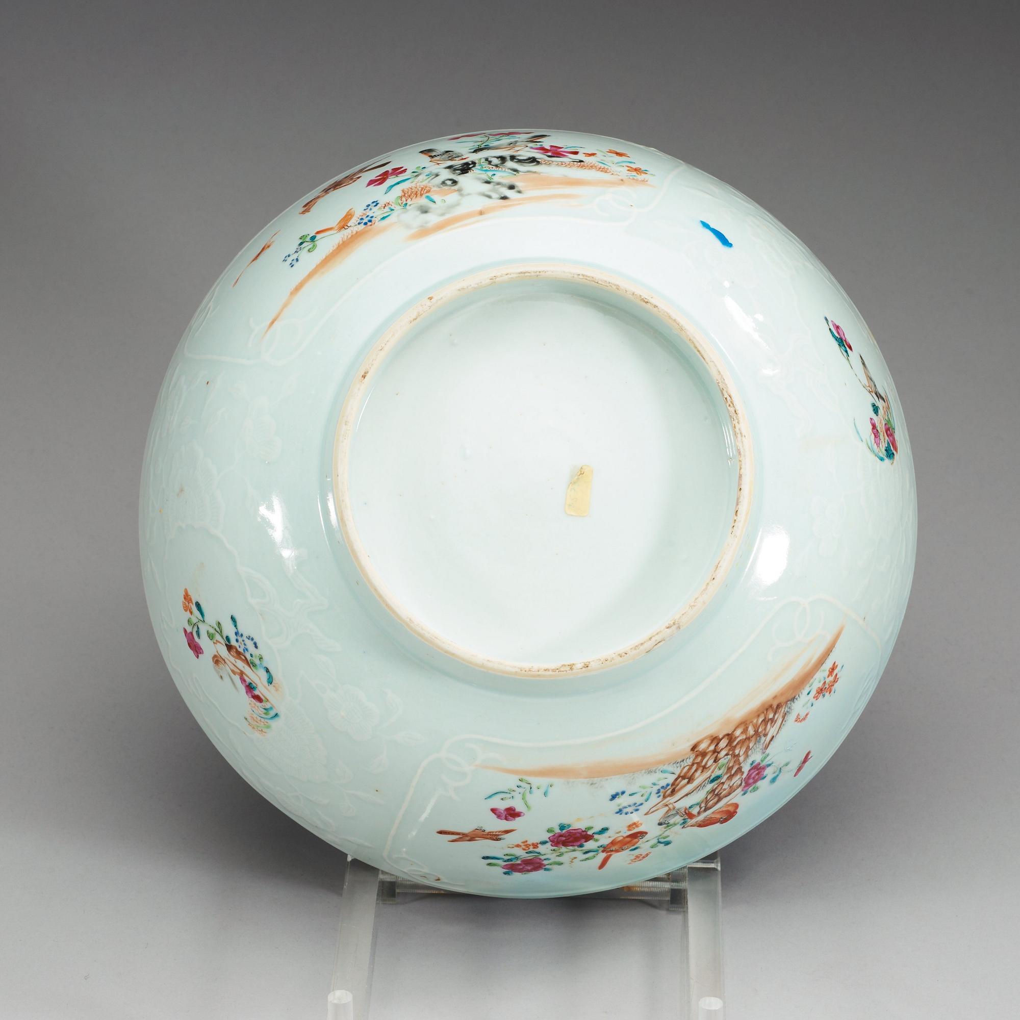 A famille rose punch bowl, Qing dynasty, Qianlong (1736-95).