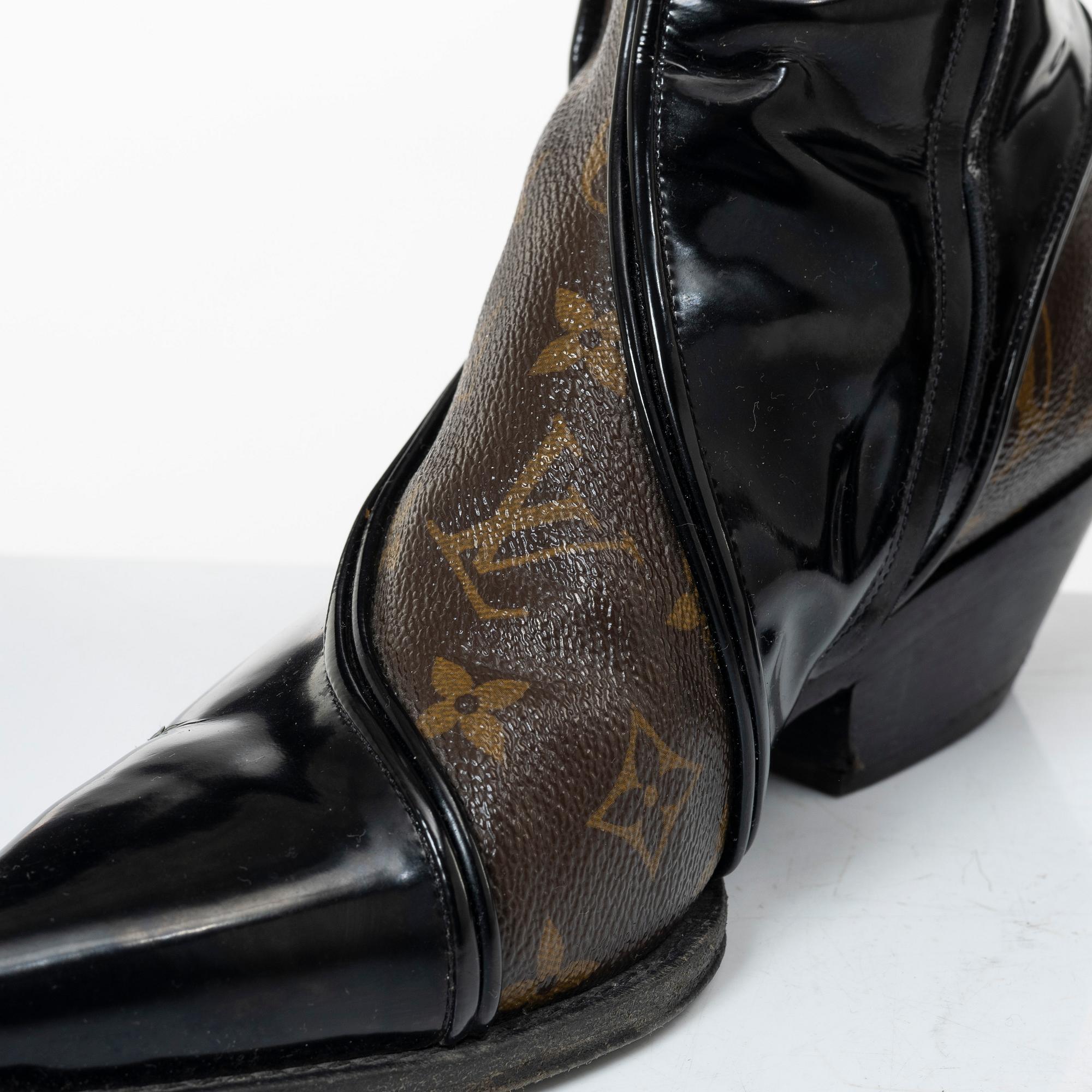 Louis Vuitton, boots, size 37.