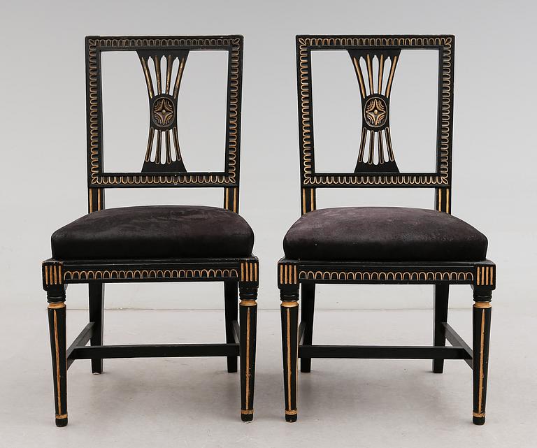 STOLAR, 1 par, gustaviansk stil, 1900-talets första hälft.