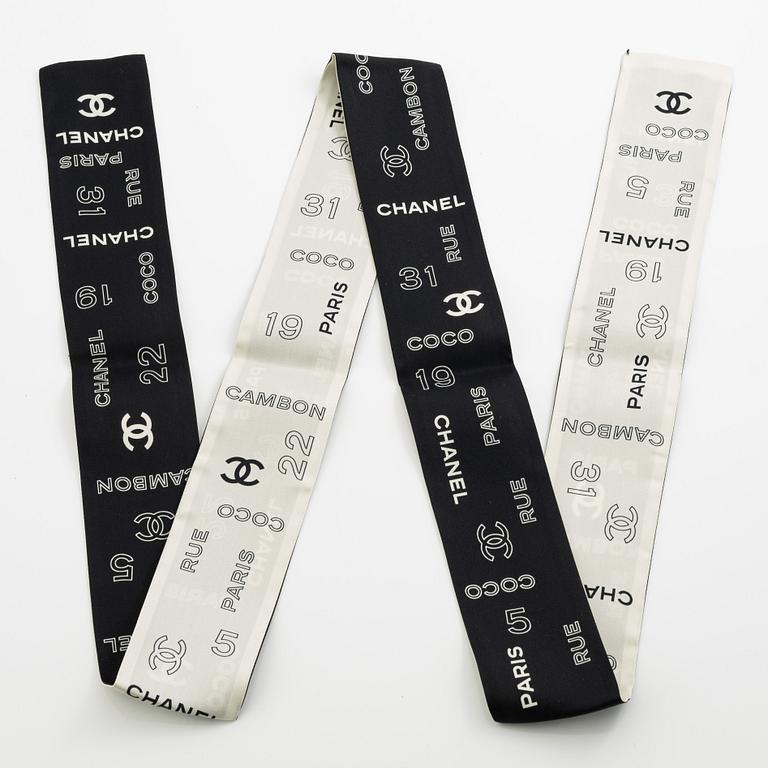 Chanel, Twilly scarf.