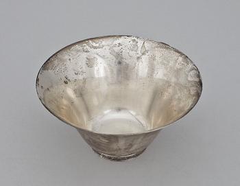 SKÅL, sterlingsilver, Wiven Nilsson, Lund. 1957. Ca 200g.