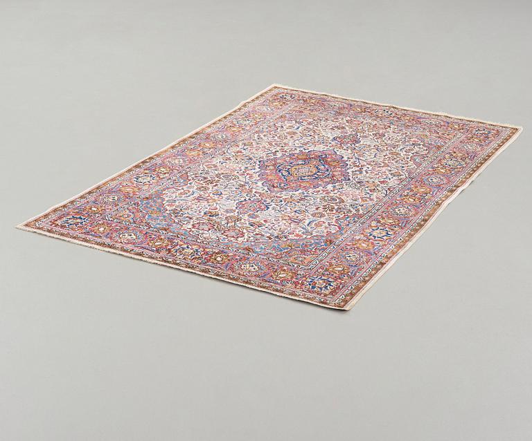 MATTO, Keshan, 212 x 129,5 cm.
