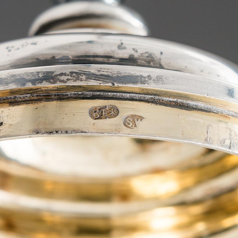 A Russian silver sugar bowl, maker's mark of Stefan Wäkevä, Saint Petersburg 1888.