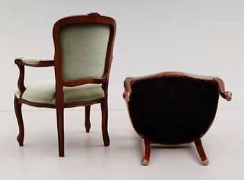 KARMSTOLAR, 4 st, rokokostil, 1900-talets andra hälft.