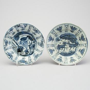 A group of four Chinese kraak porcelain plates, possibly Ming (1368-1644).