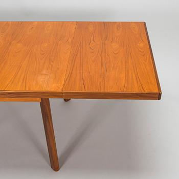 Olof Ottelin, a 1960s 'Sirena' dining table, Oy Stockmann Ab, Keravan puusepäntehdas.