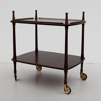 SERVERINGSVAGN, 1900-talets andra hälft.