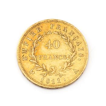 A FRENCH 40 FRANCS GOLD COIN, Napoleon I, 1811. Ca 9 grams.