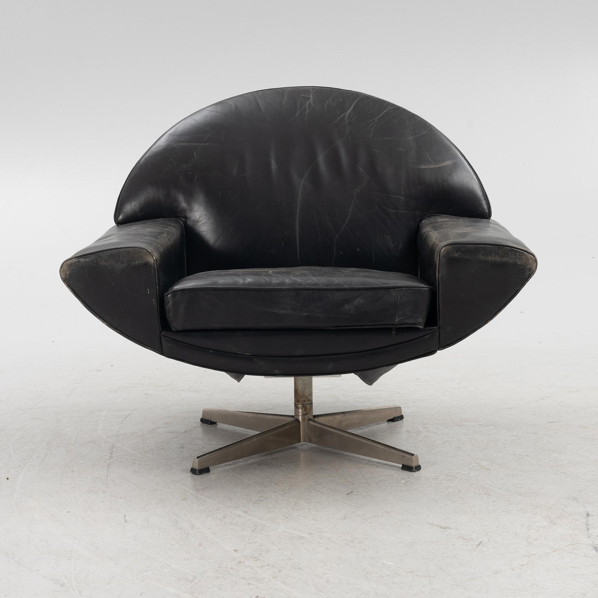 Johannes Andersen, sofa and armchair, "Capri", Trensum, 1970s.