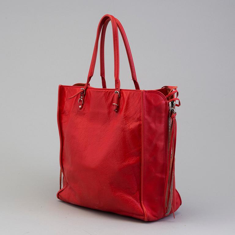 A bag by Balenciaga "Papier Tote Bag".