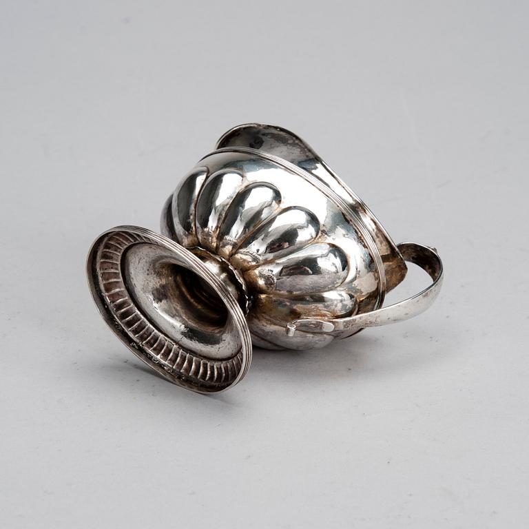 GRÄDDSNÄCKA, silver, C.W Petrell (1832-1847) Åbo, Finland. Vikt 104,7 g.
