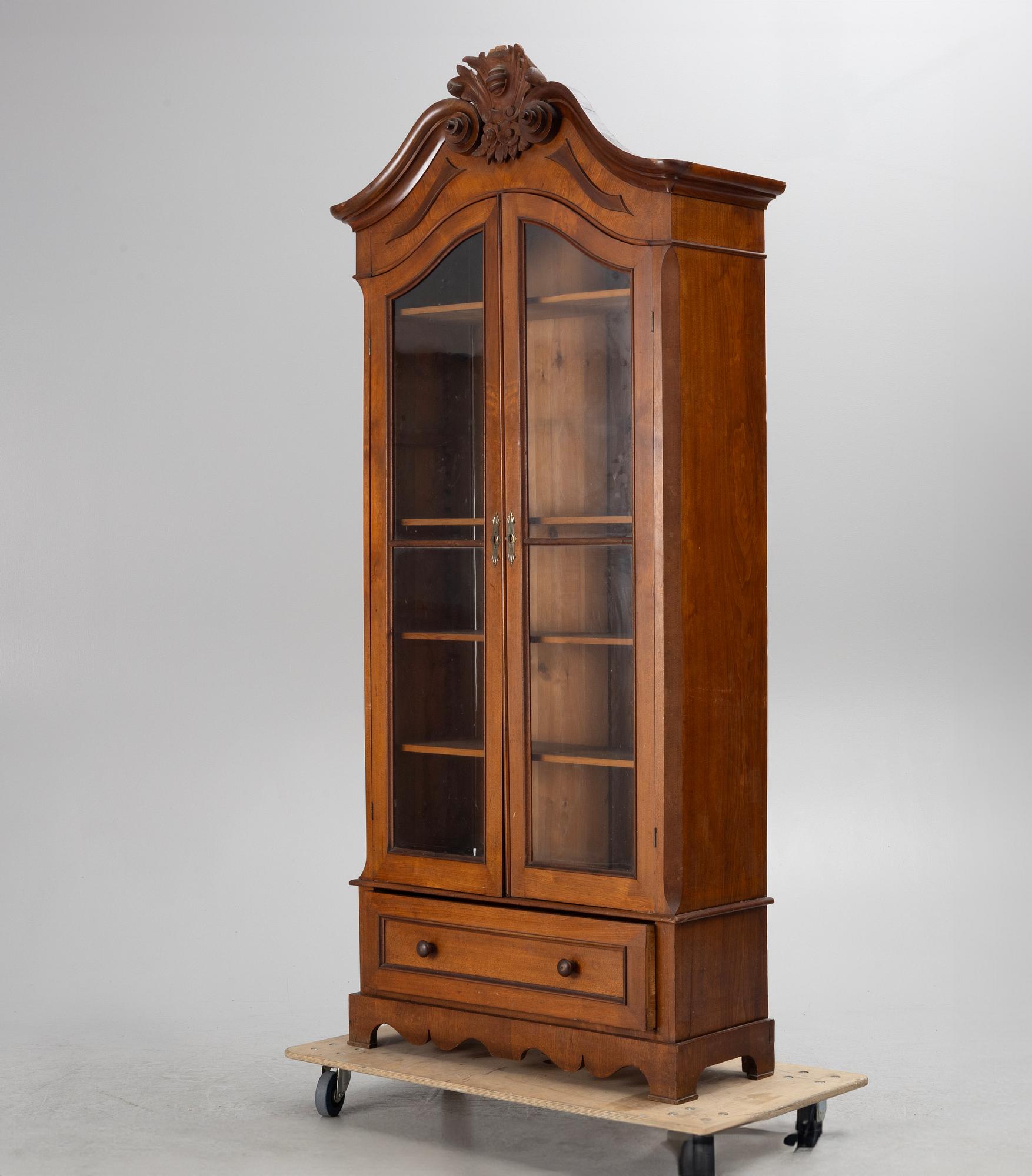 Bookcabinet, late 19th century.