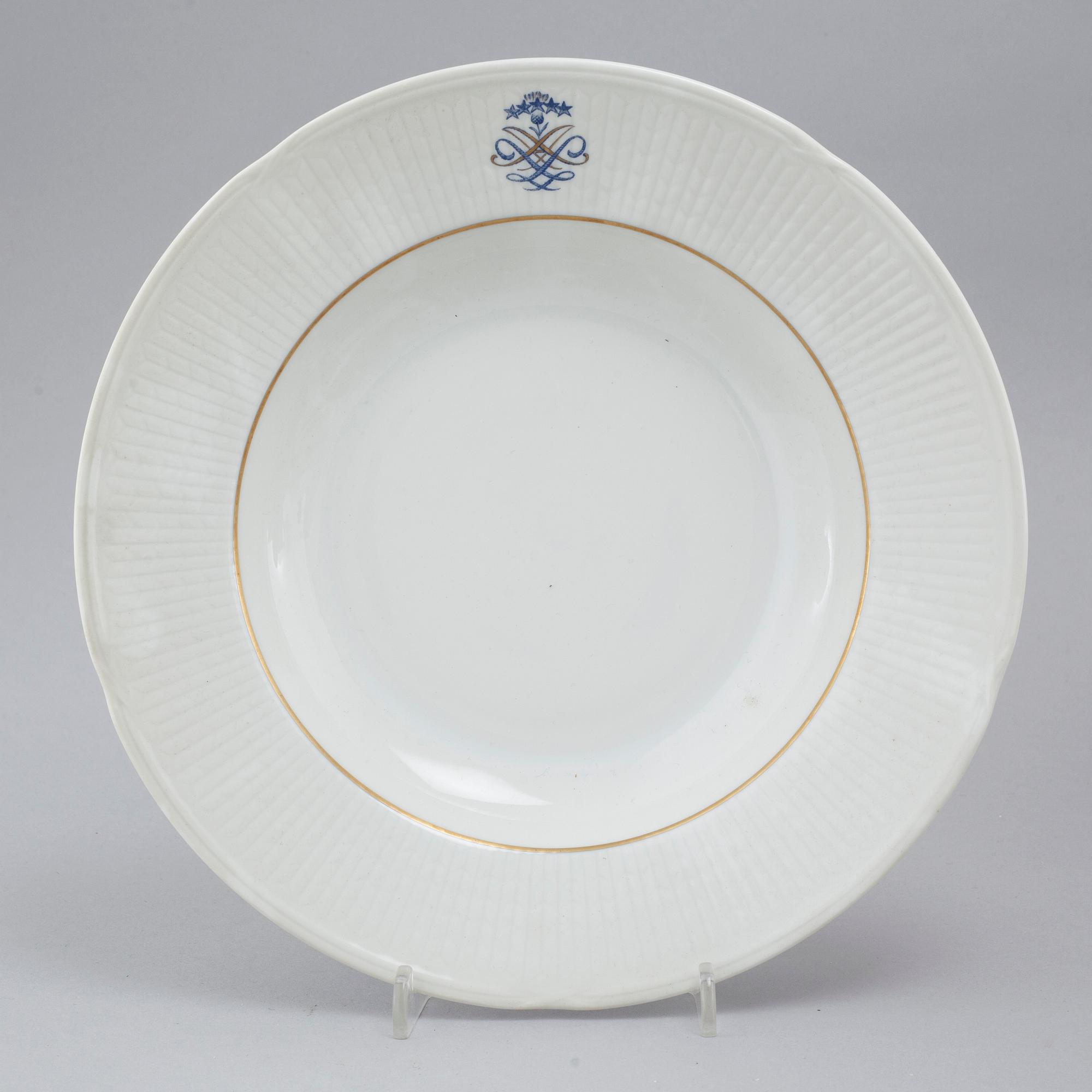 SERVIS, 119 delar, "Swedish Grace" med monogram, porslin, Rörstrand, 1900-tal.