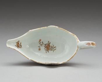 SÅSSNIPA, kompaniporslin. Qing dynastin, Qianlong (1736-95).