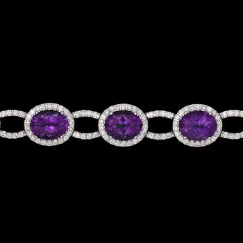 1047. ARMBAND, fasettslipade ametister med briljantslipade diamanter, tot. 3.28 ct.