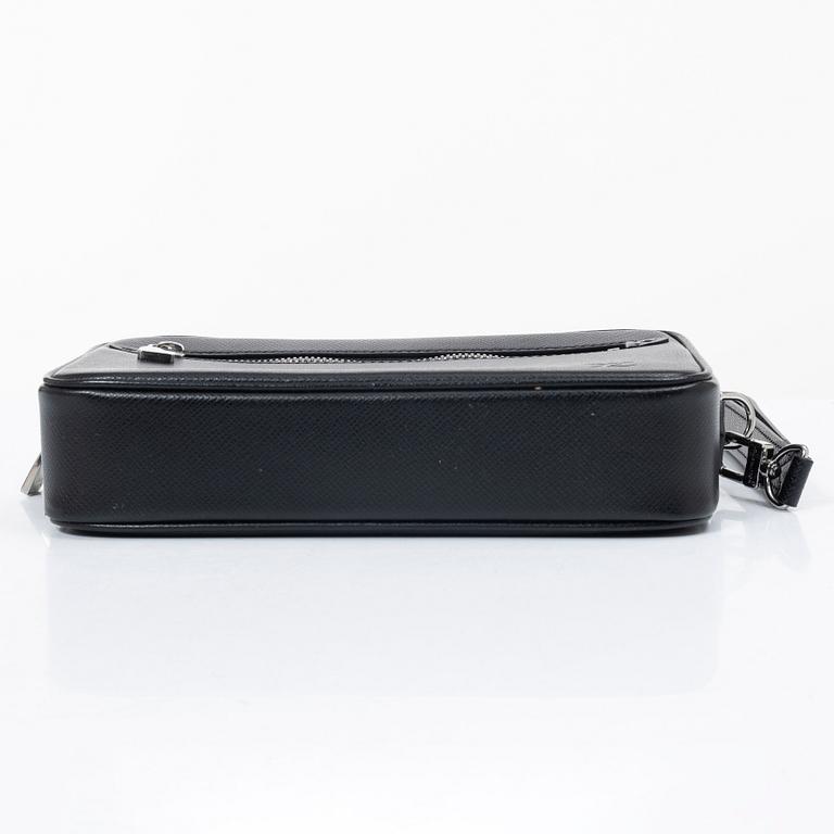 Louis Vuitton, Bag, "Pochette Kasai", 2019.