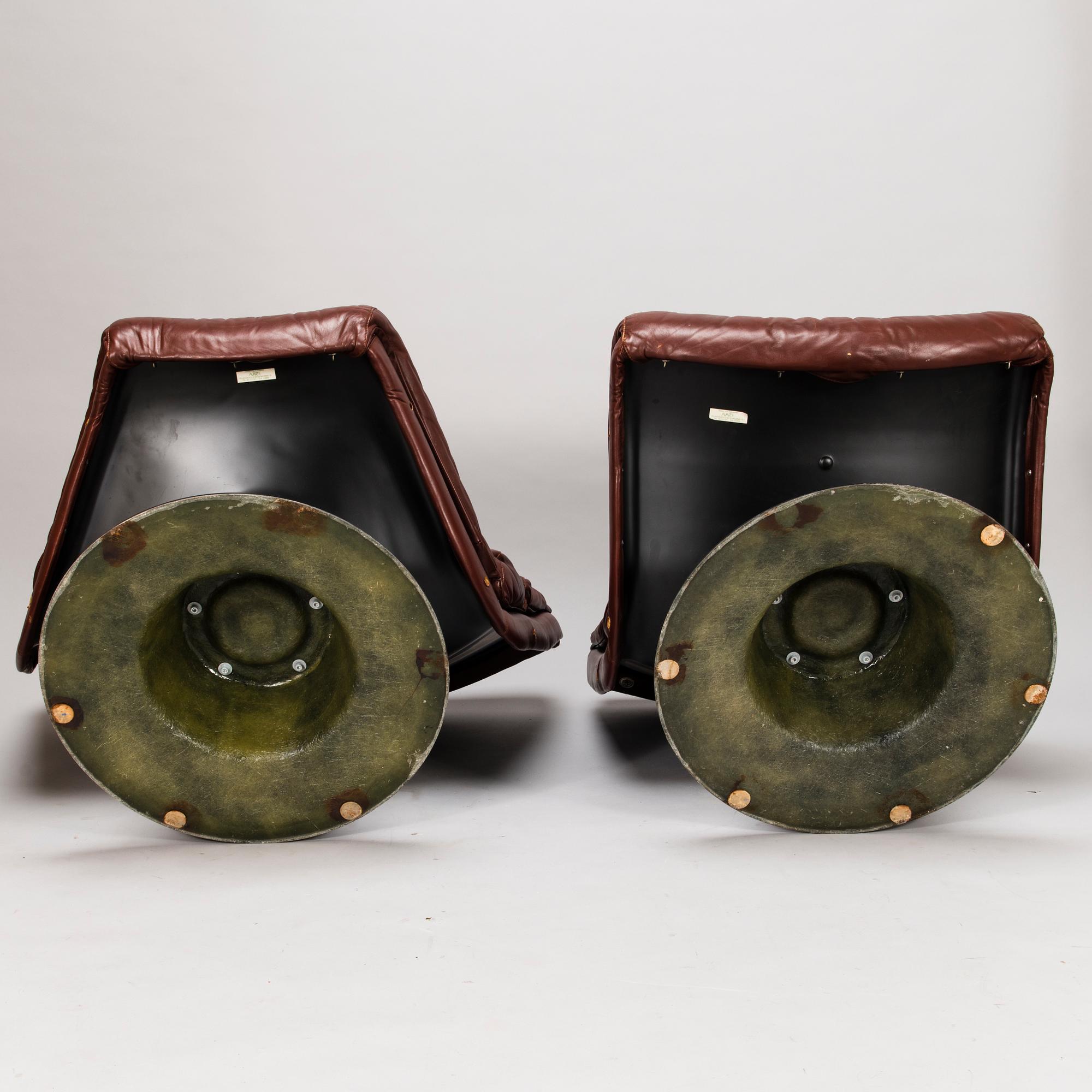 YRJÖ KUKKAPURO, Kulmasohva, "Saturnus", Avarte 1980-luvun alku.