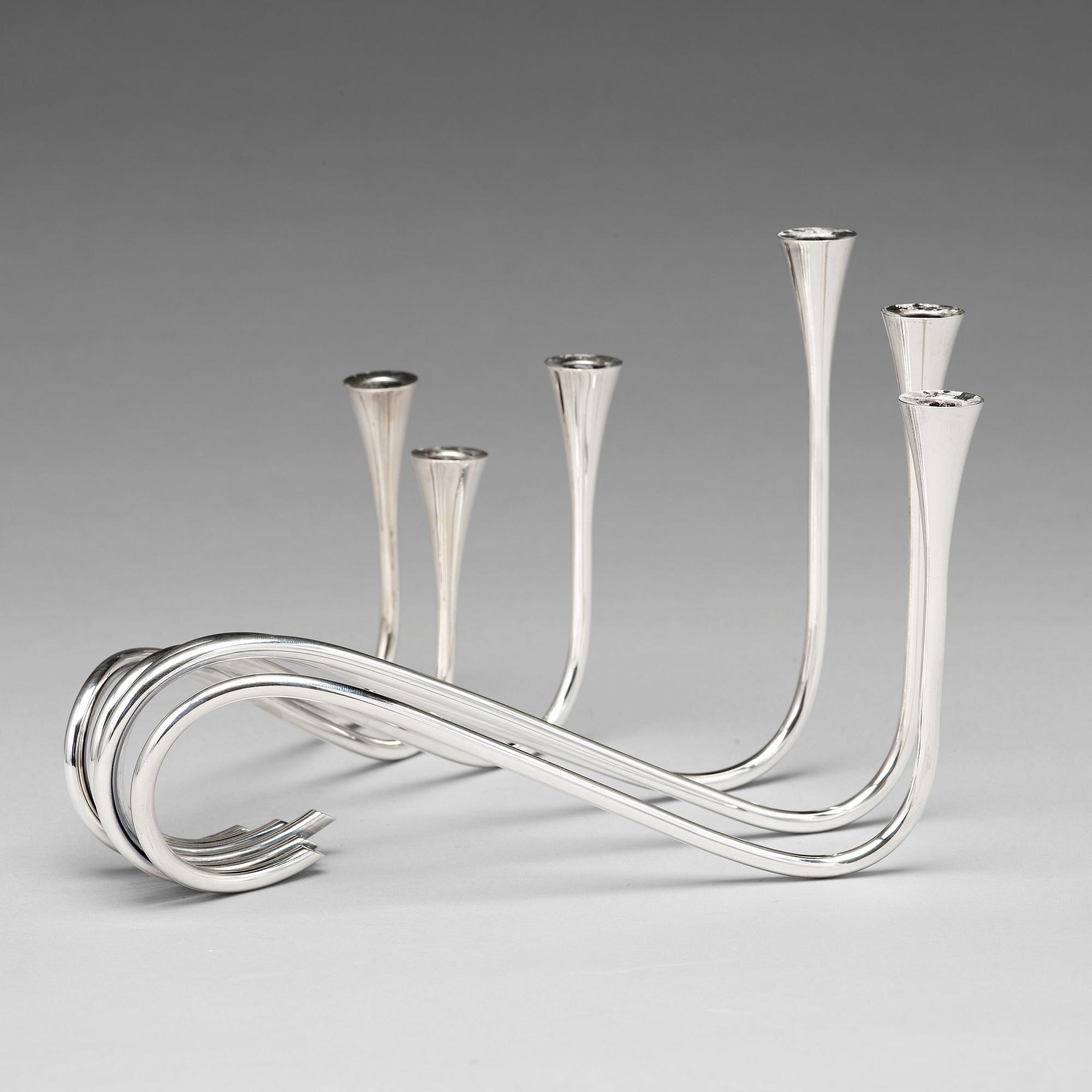 Ibi Trier Mørch, kandelaber "Bølgeslag", för Firma A. Michelsen, Danmark 1951, sterling.