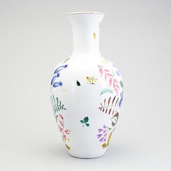 STIG LINDBERG, a faience vase, Gustavsberg 1940s.