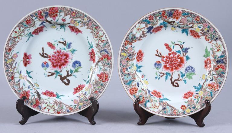 TALLRIKAR, 7 st, porslin, Kina, 1700-tal.