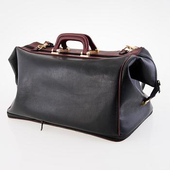 PIERRE CARDIN Vintage Black and burgundy Leather Travel Bag.