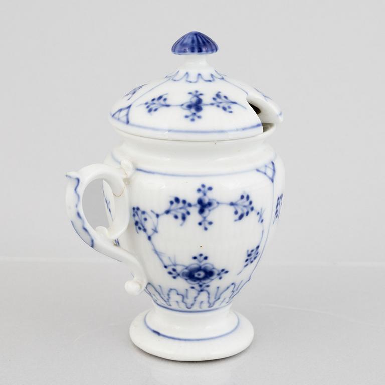 A 'Blue Fluted Plain' porcelain mustard pot, Royal Copenhagen, model '138', 20th century.