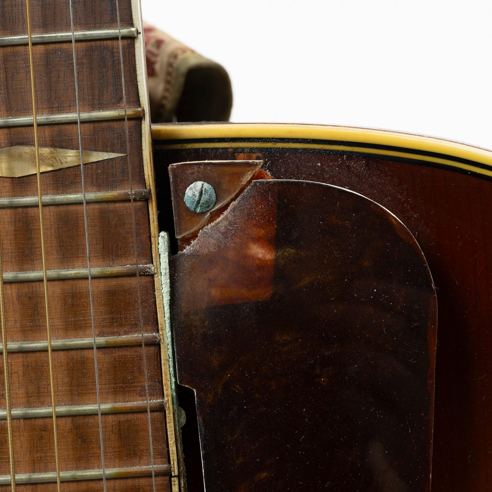 Herman Carlsson Levin, akustisk gitarr, "Modell 22", Sverige, 1945.