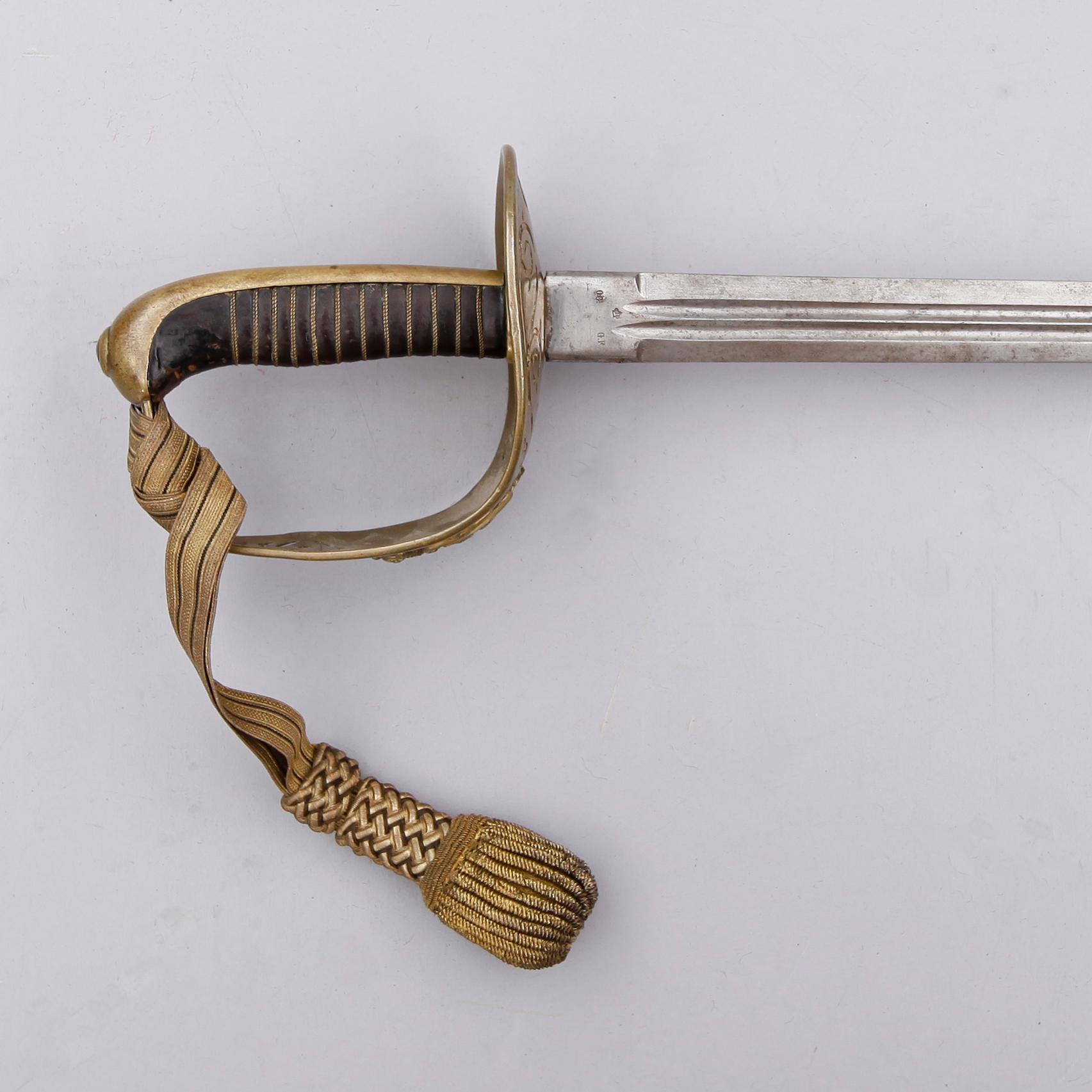 SABEL, m/1893, för officer vid Kavalleriet. Lång modell.