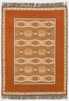 A finnish flat weave carpet 'What shall I do?', manufacturer Laura Korpikaivo-Tamminen. Circa 350 x 260 cm.