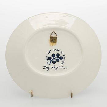 Birger Kaipiainen, A decorative ceramic dish, marked Birger Kaipiainen Arabia Art Made in Finland.