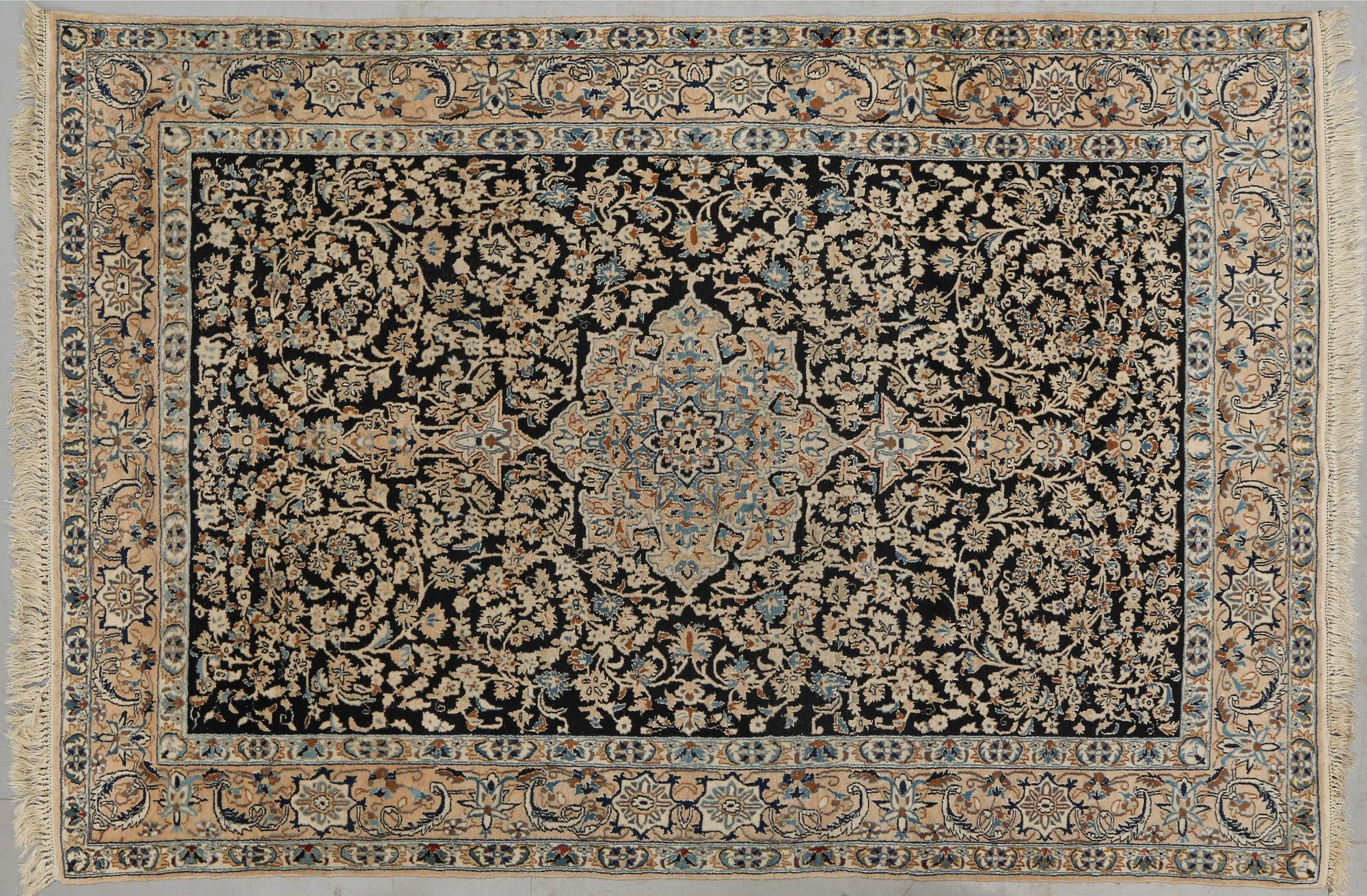 MATTA, Isfahan, old, 186 x 128 cm.