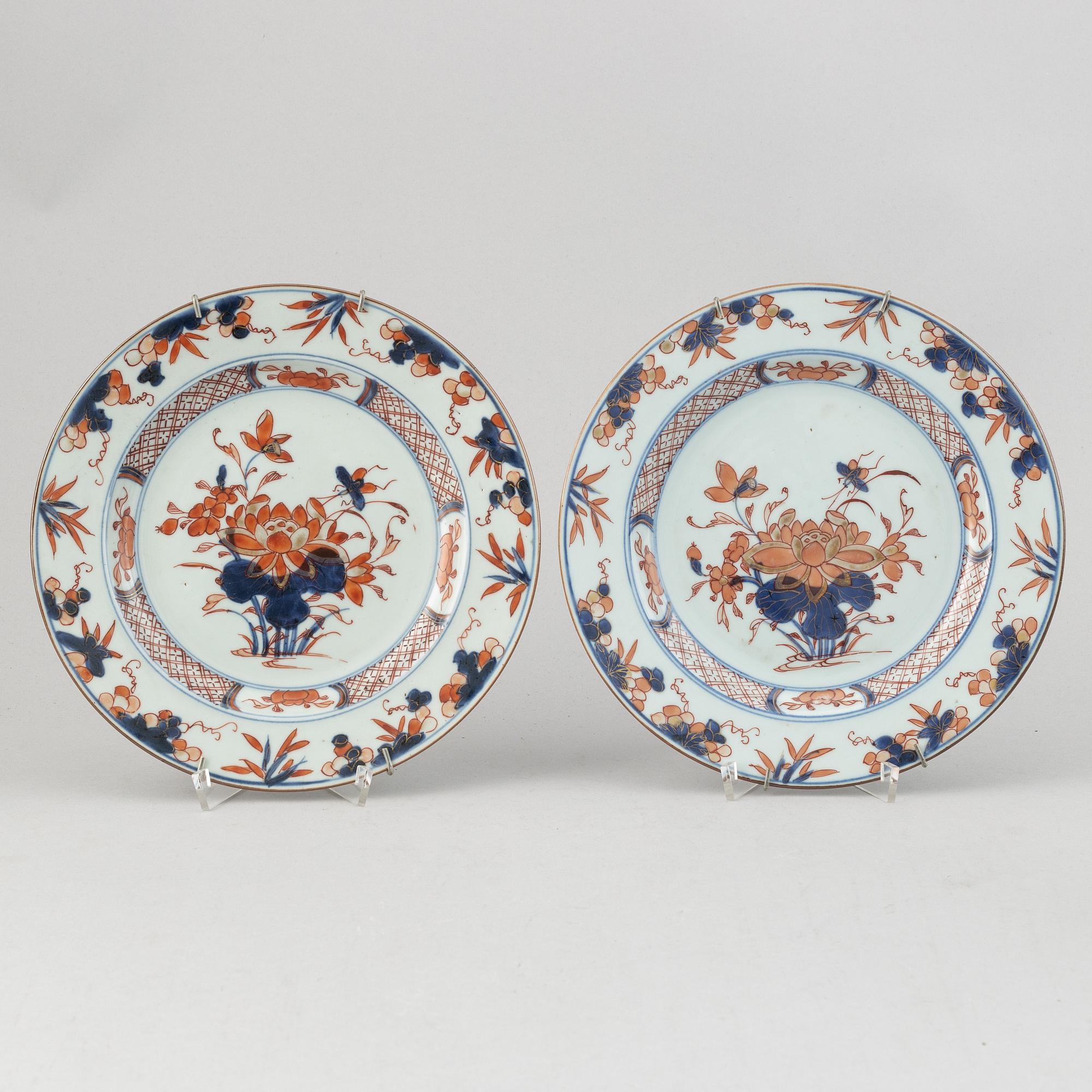 A group of 7 imari dishes, Qing dynasty, Qianlong (1736-95).