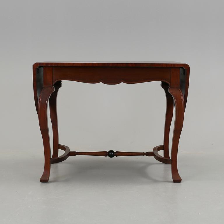 BORD, mahogny, 1920-30-tal.
