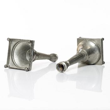 Nils Erik Justelius, ljusstakar, ett par, tenn, Eksjö 1812.