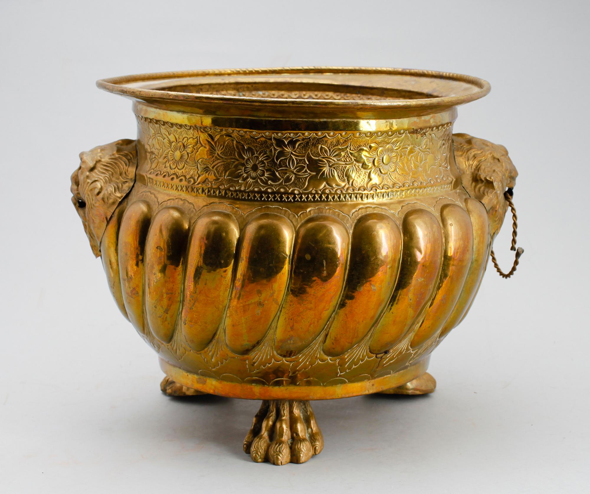 YTTERFODER, mässing, 1800-/1900-tal.