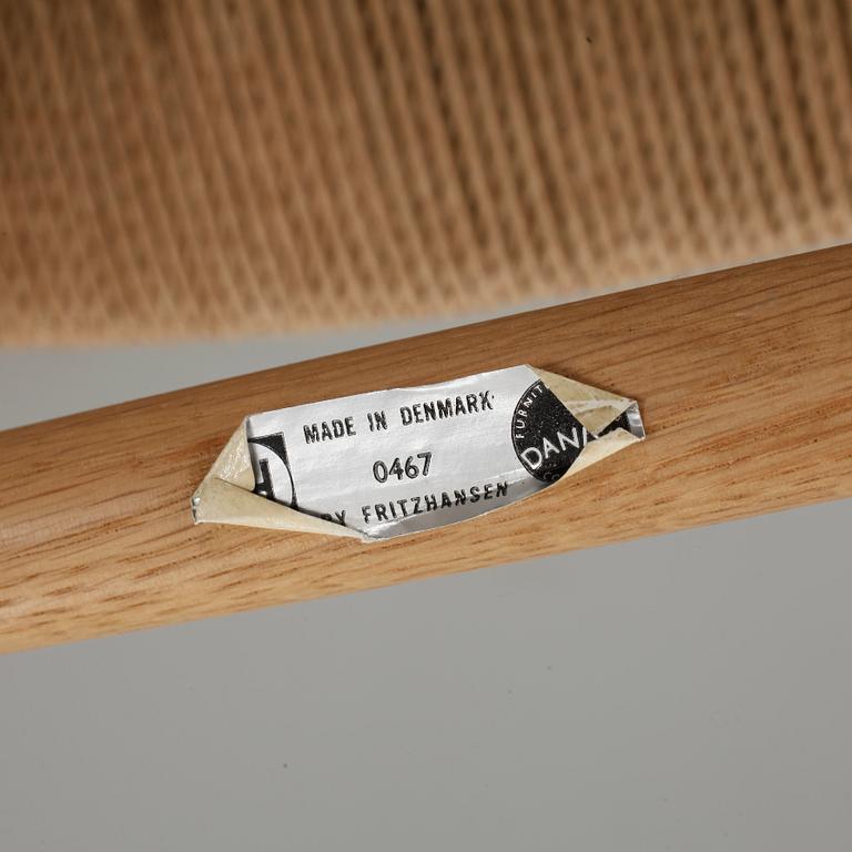 STOLAR, 6 st, "Kyrkstolen/Kirkestolen", Kaare Klint, Fritz Hansen, 1900-talets andra hälft.