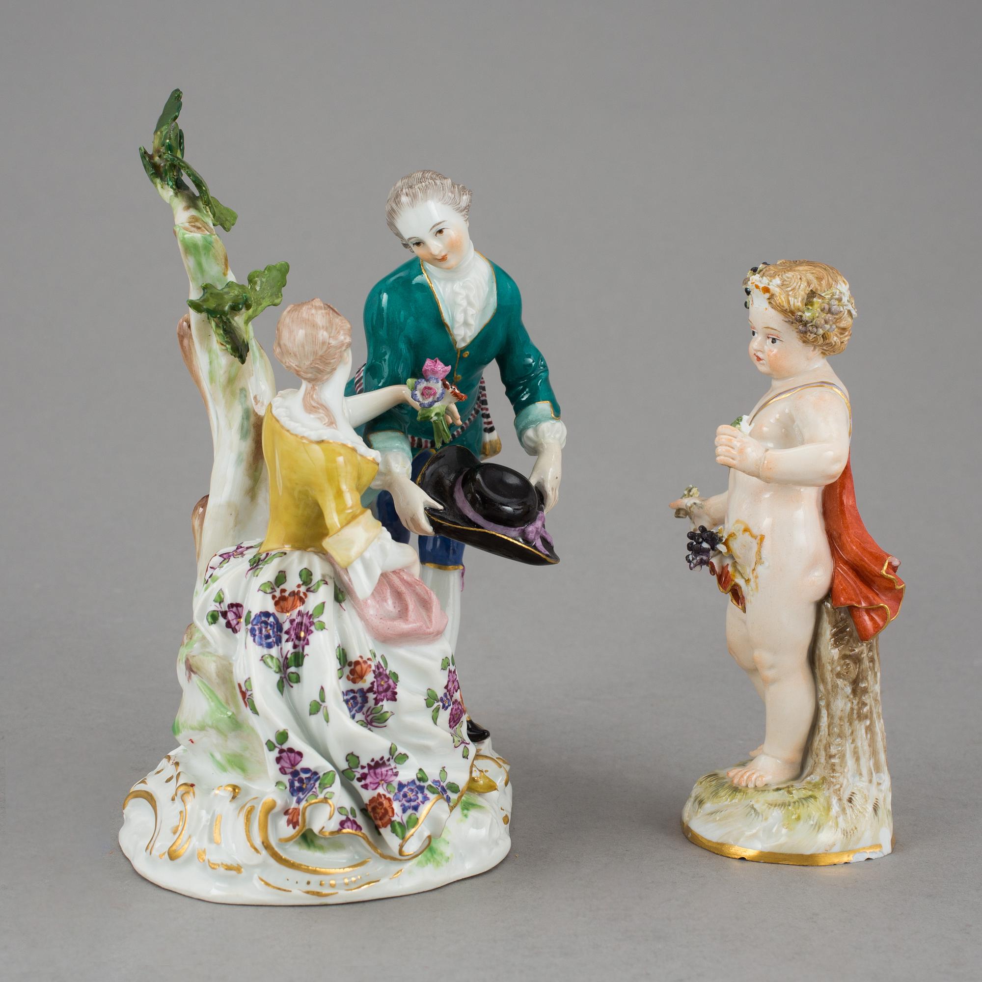 FIGURINER, 2 st, porslin. Meissen, 1800-talets slut.