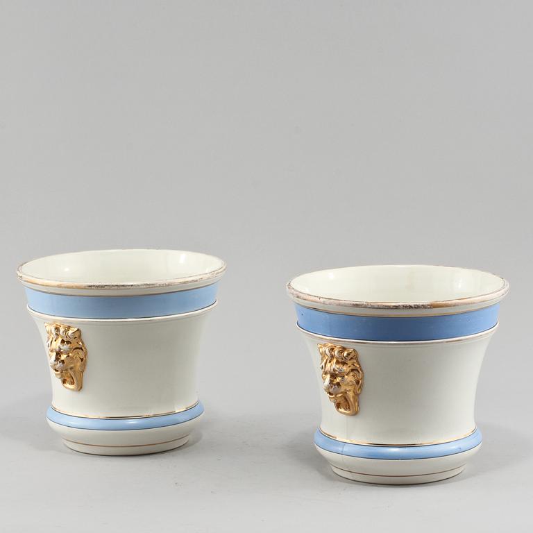YTTERFODER, ett par, flintgods, Rörstrand, 1800-talets andra hälft.