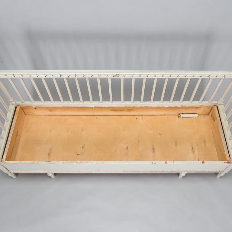 Sohva, kustavilaistyylinen, 1900-luvun alku.