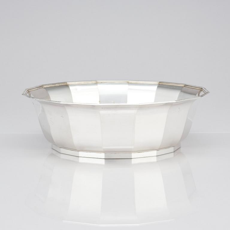 Wiwen Nilsson, a sterling silver bowl, Lund, Sweden 1964.