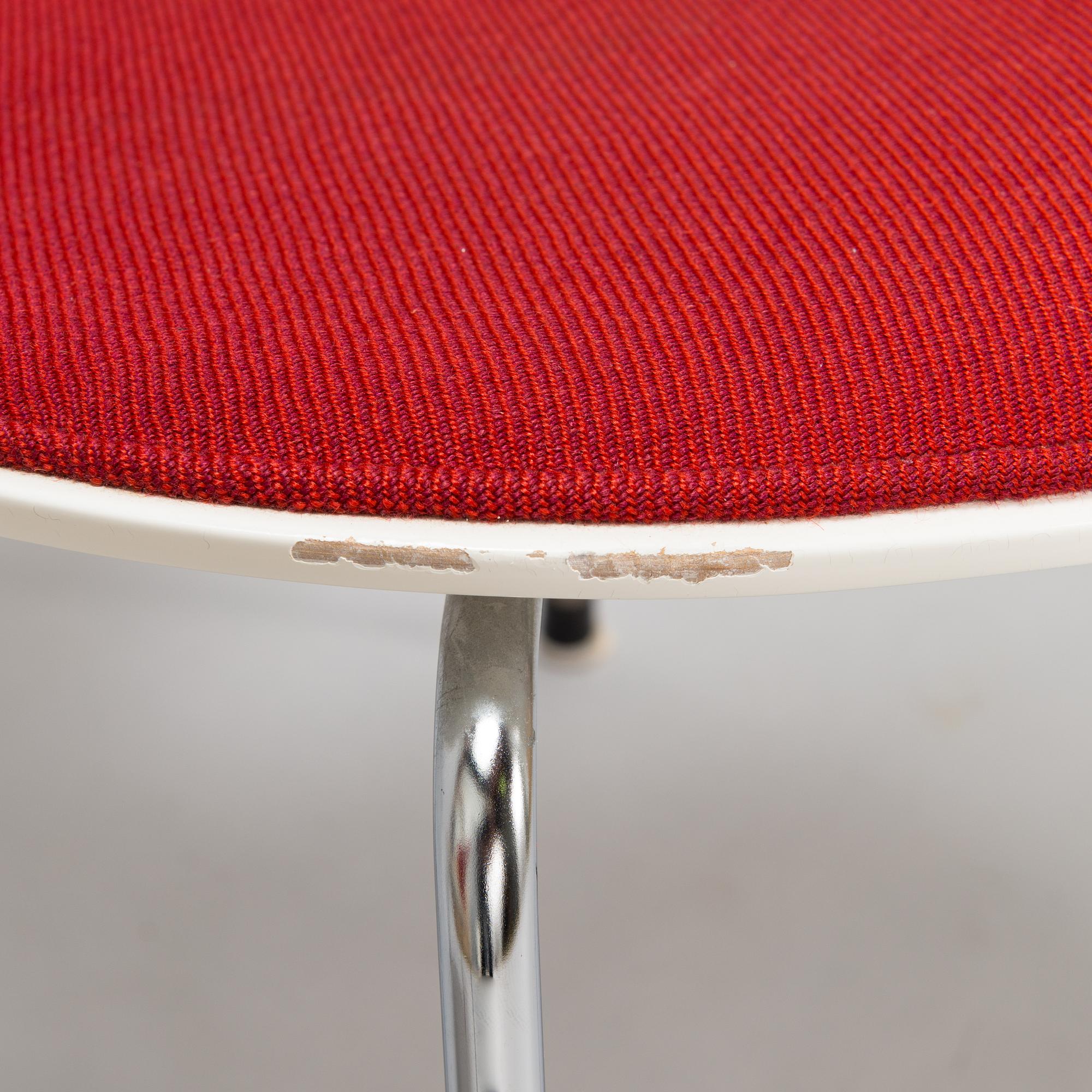 Arne Jacobsen,  stolar 6 st, "Sjuan", Fritz Hansen, Danmark 1984-1989.