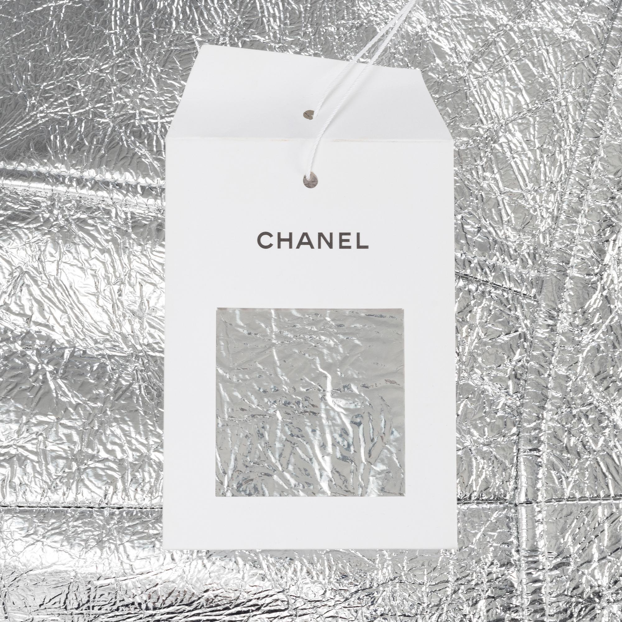 Chanel, skirt, metallic lamb leather, size 34.