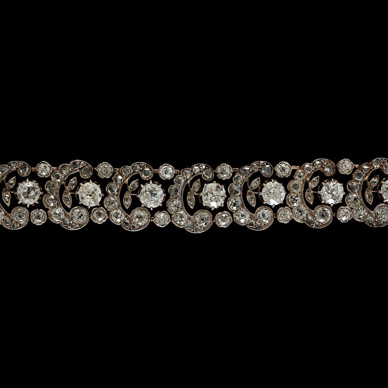 A Victorian old cut diamond, circa 10.50 cts, bracelet. Circa 1880.