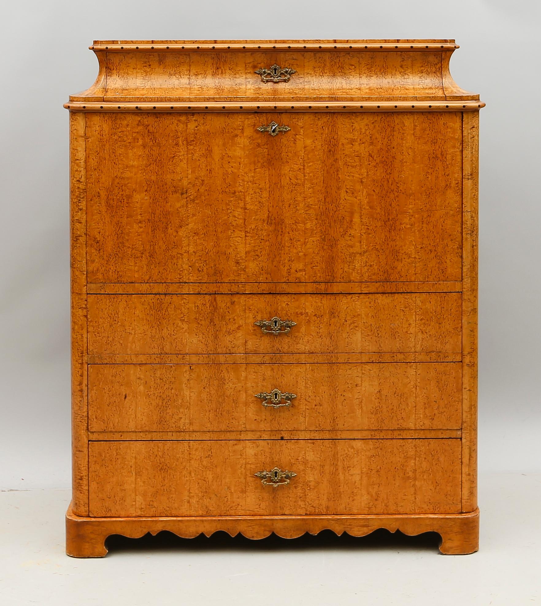 CHIFFONJÉ, 1800-talets mitt.