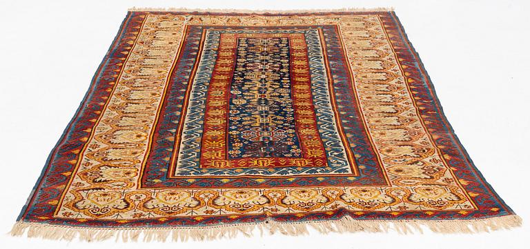 An antique Zeichur rug, ca 269 x 184 cm.