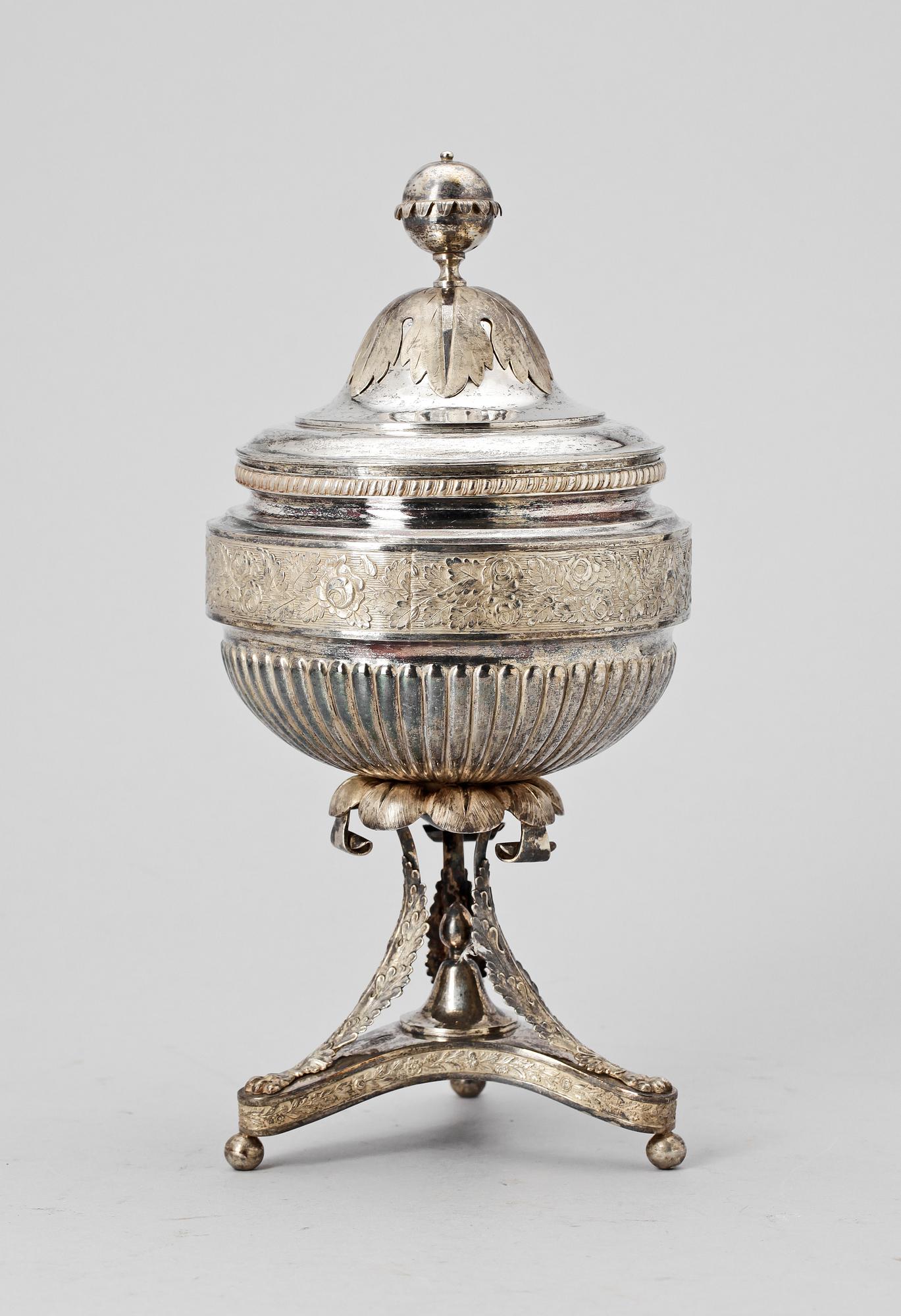 SOCKERSKÅL, silver, empire, Gustaf Forsström, Åbo 1837. Vikt ca 680 gram.