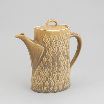 Jens Quistgaard, a part 'Relief' coffee and tea stoneware service, 40 pieces, Kronjyden Nissen/Bing & Gröndahl, Denmark.