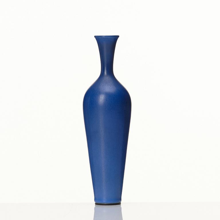 Berndt Friberg, a stoneware vase, Gustavsberg studio, Sweden 1957.