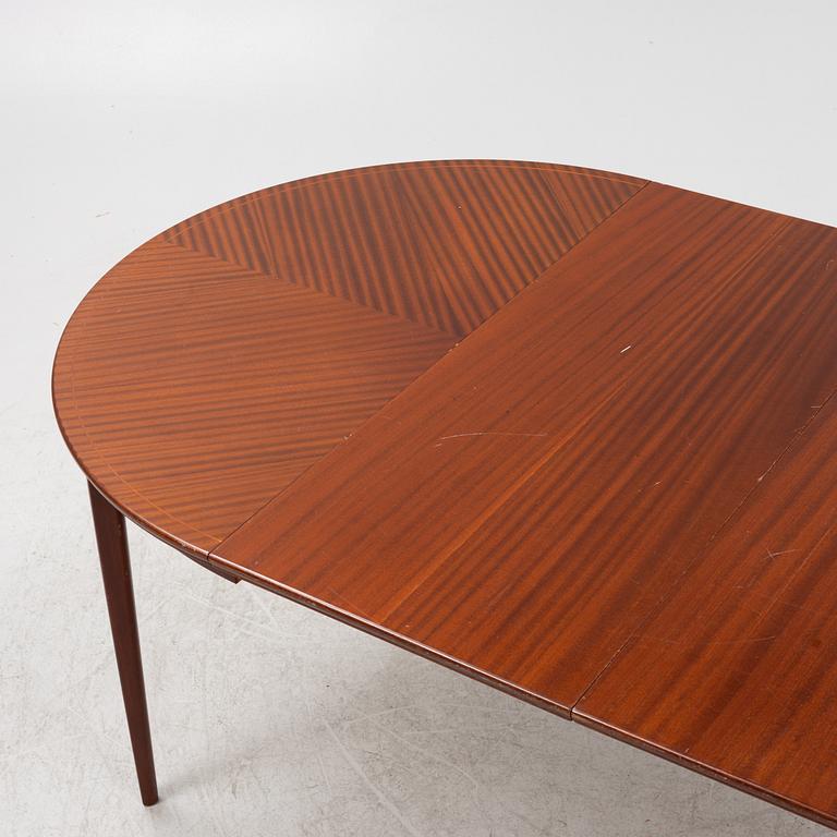 A dining table, second half of the 20th Century.
